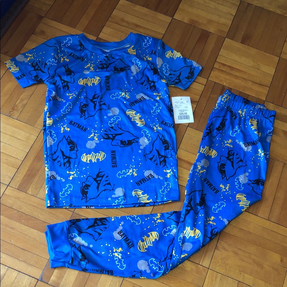 NWT Batman Blue and Yellow Kids Pajama Set